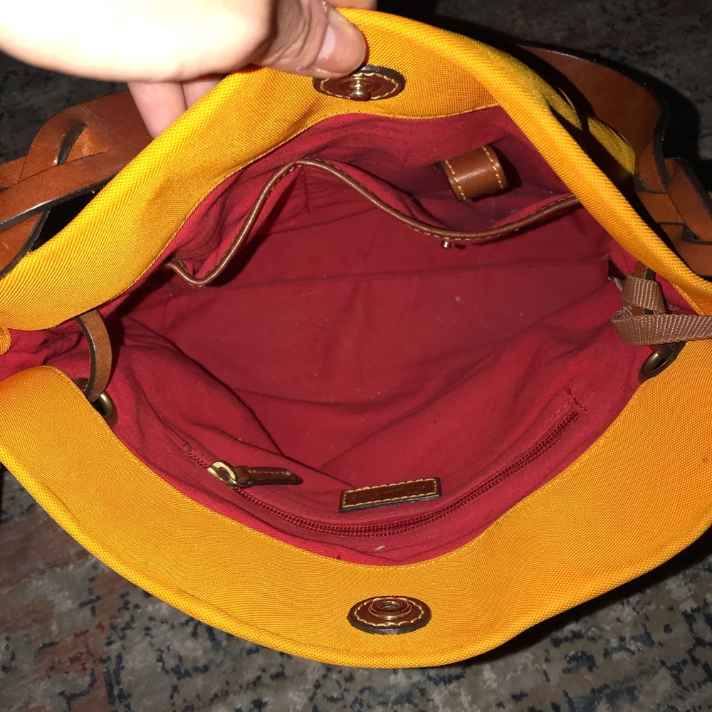 Dooney & Bourke - Picture 5 of 6